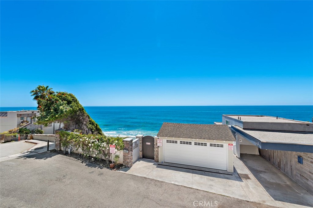 150 Cleo Street 2