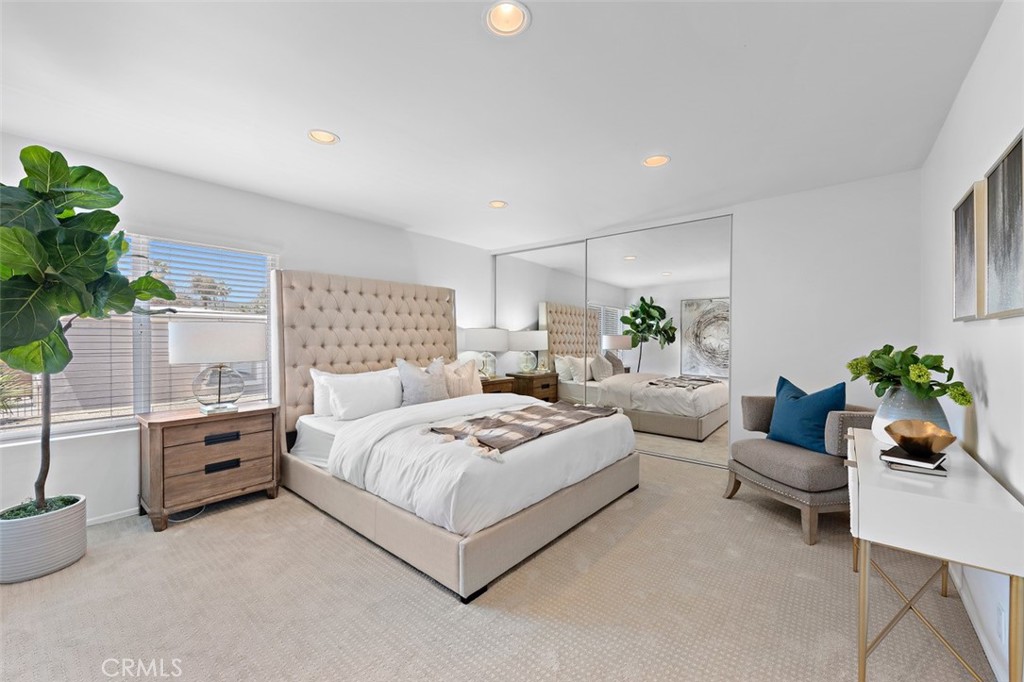 150 Cleo Street 2