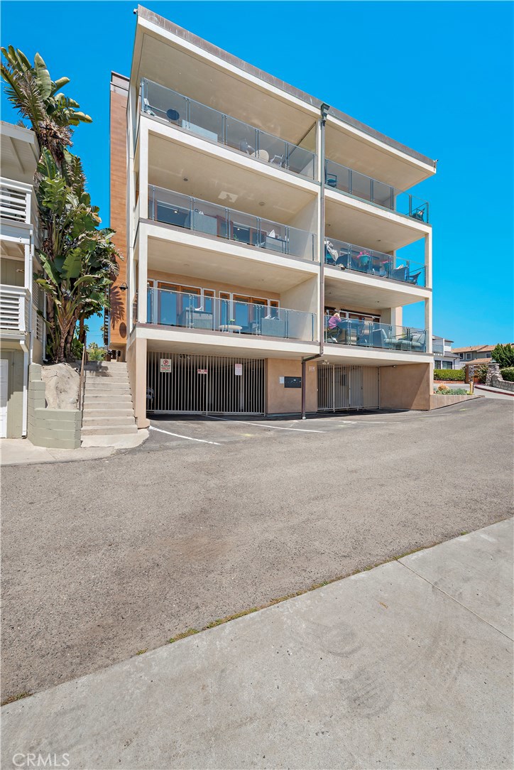 150 Cleo Street 2