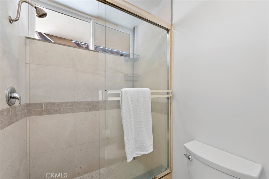 150 Cleo Street 2