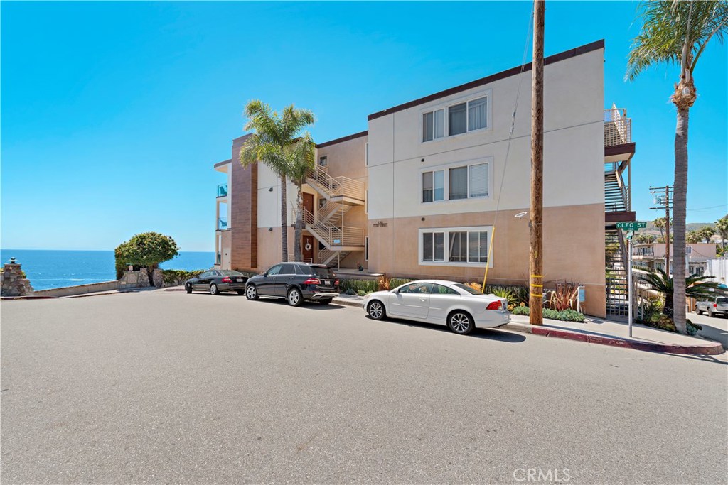 150 Cleo Street 2