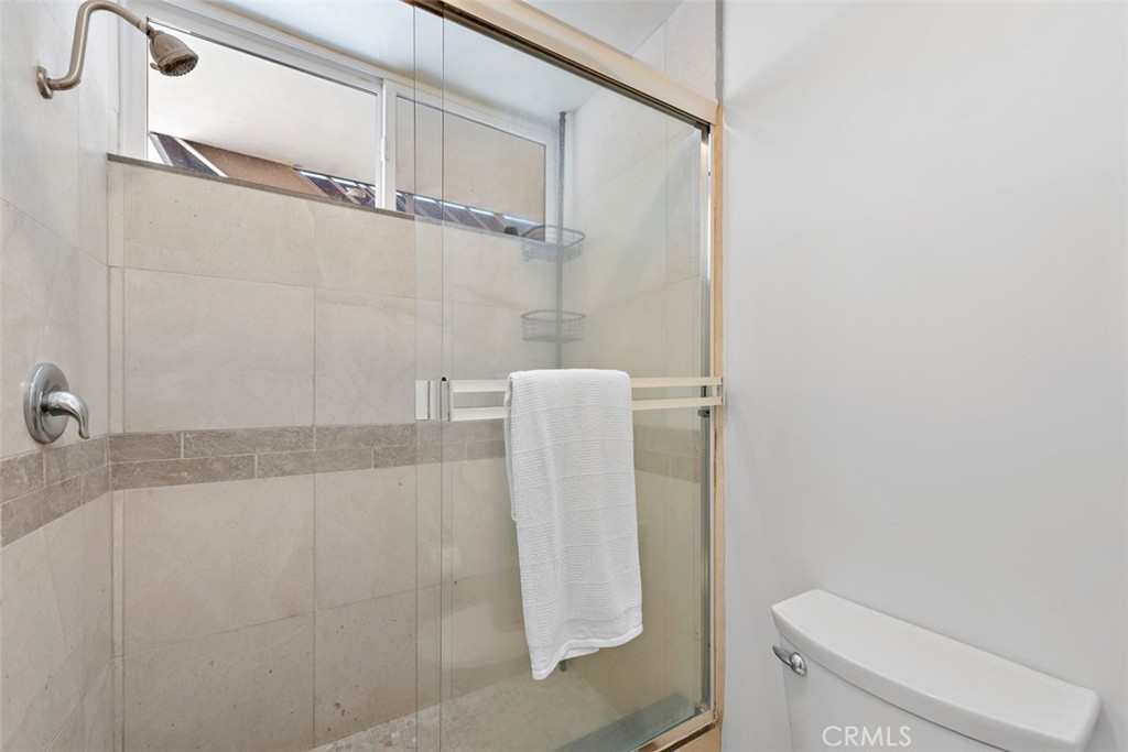 150 Cleo Street 2
