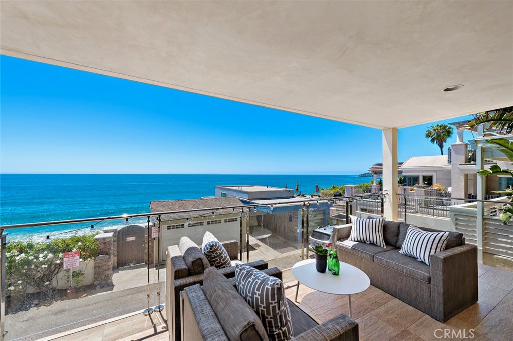 150 Cleo Street 2