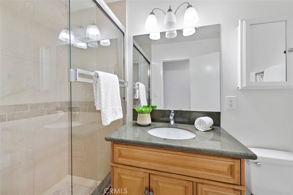 150 Cleo Street 2
