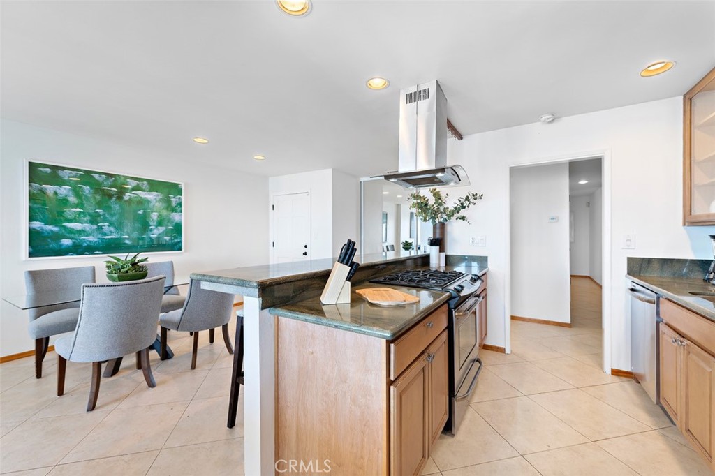 150 Cleo Street 2