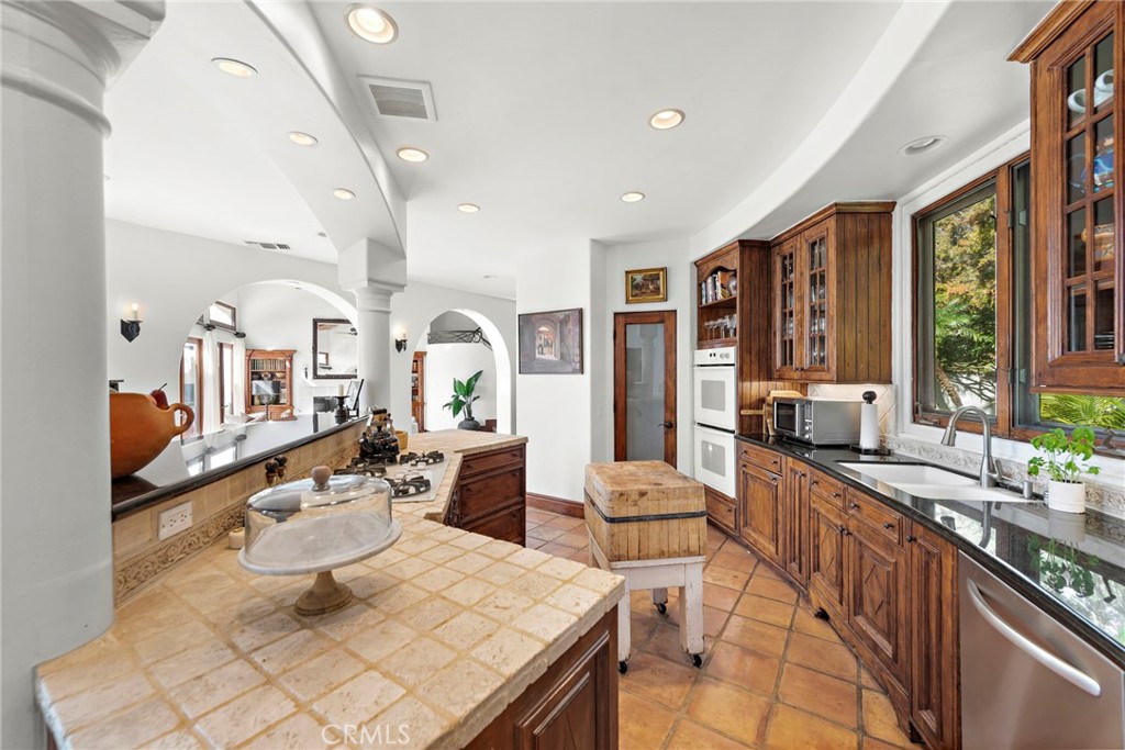 1280 Morningside Drive