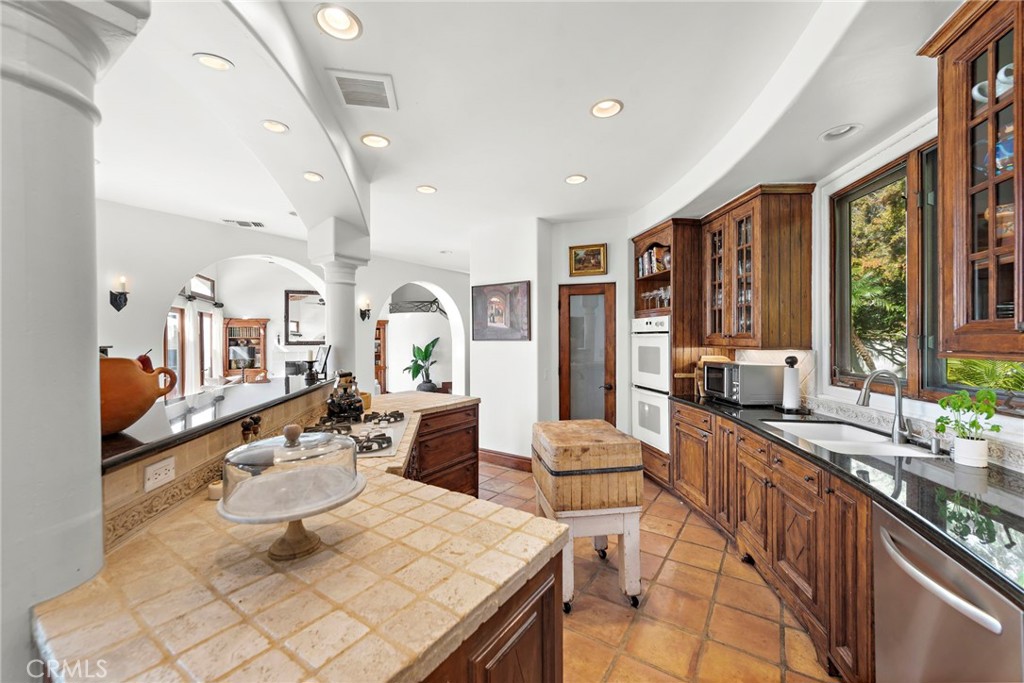 1280 Morningside Drive