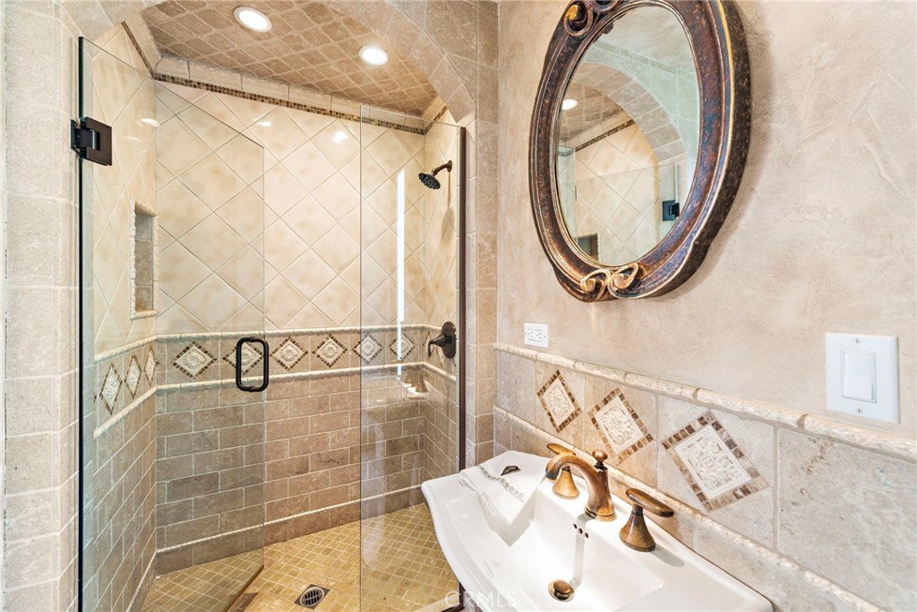 1280 Morningside Drive
