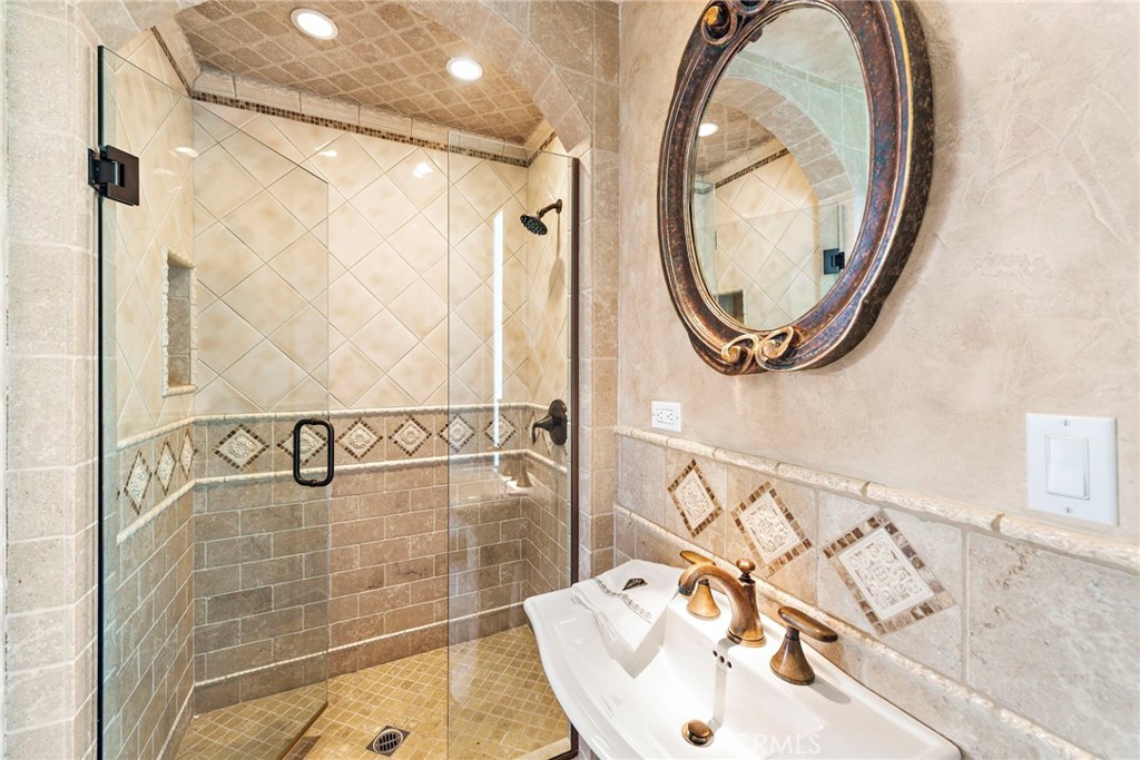 1280 Morningside Drive