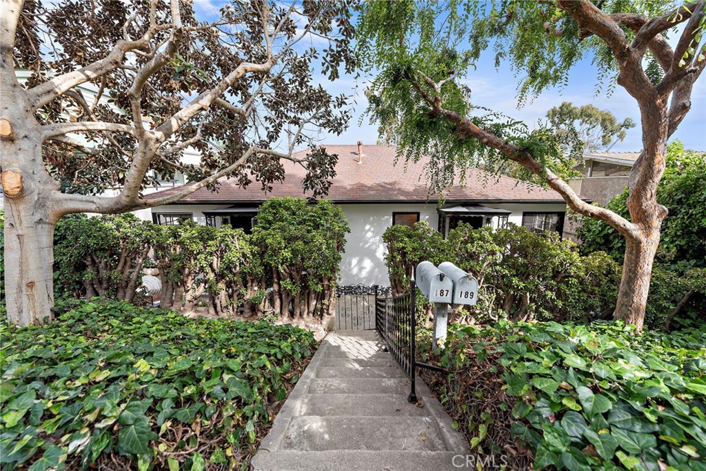 189 Lower Cliff Drive