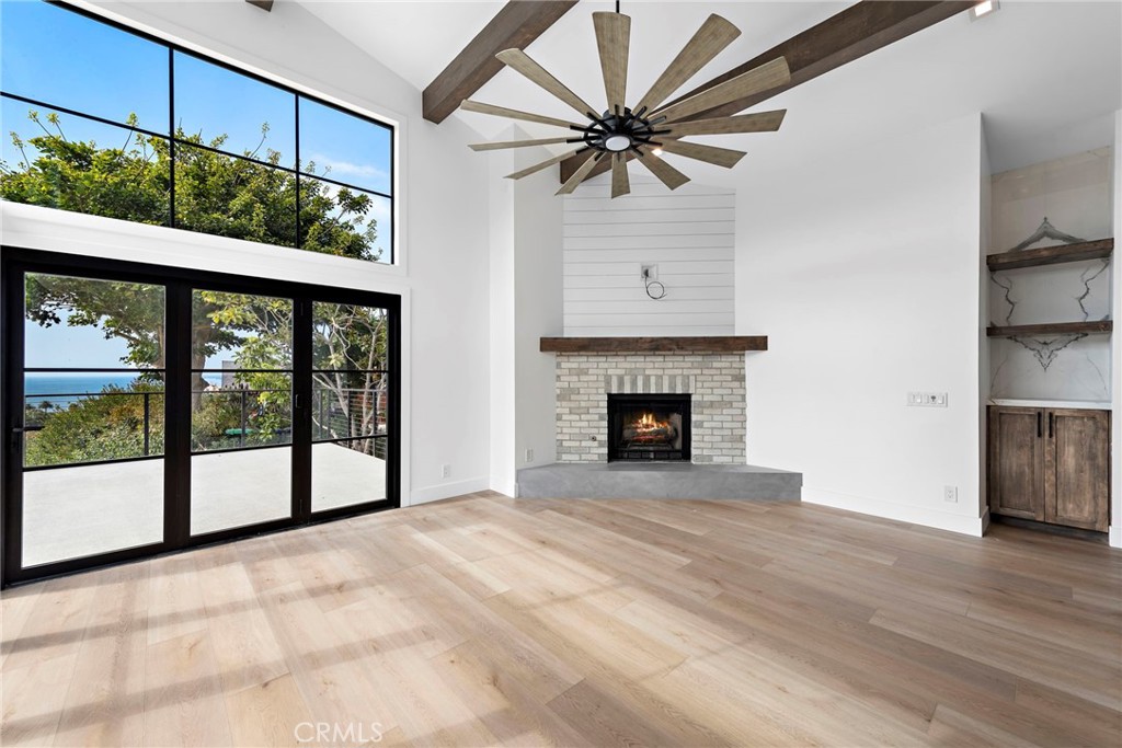 980 Meadowlark Lane