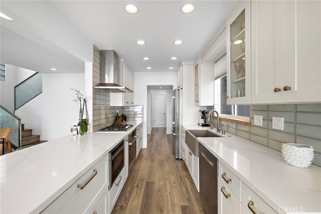 2609 Victoria Drive