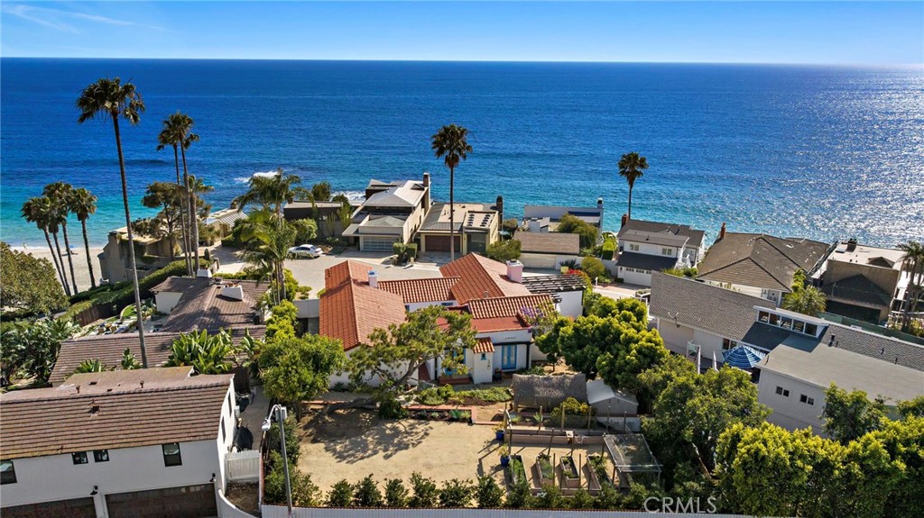 4 Camel Point Drive