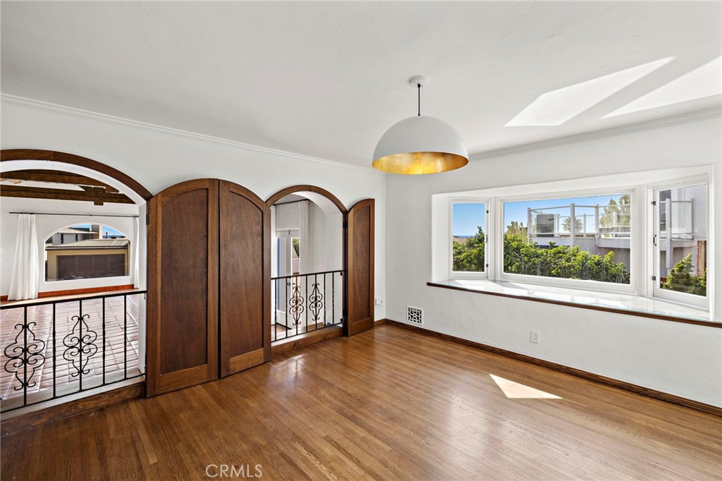 4 Camel Point Drive