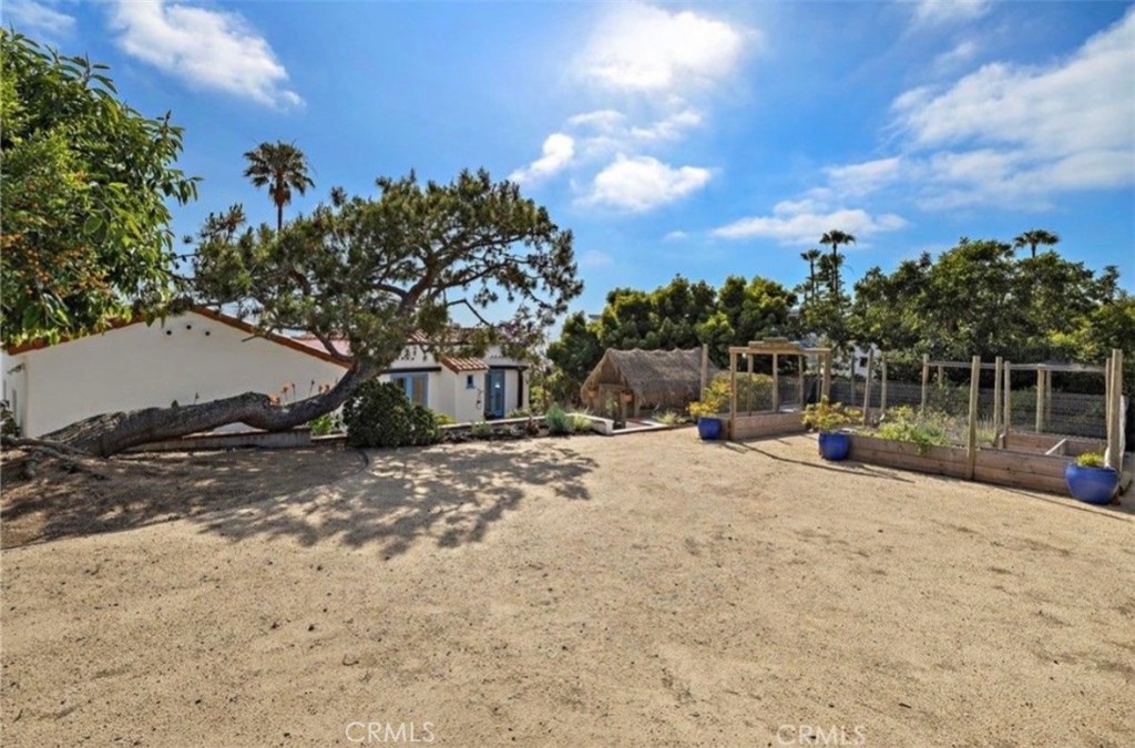 4 Camel Point Drive