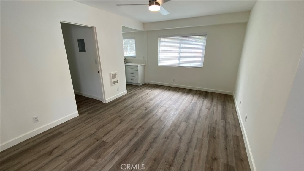 326 N Coast D