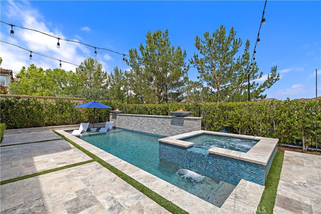 14 Anacapa Lane
