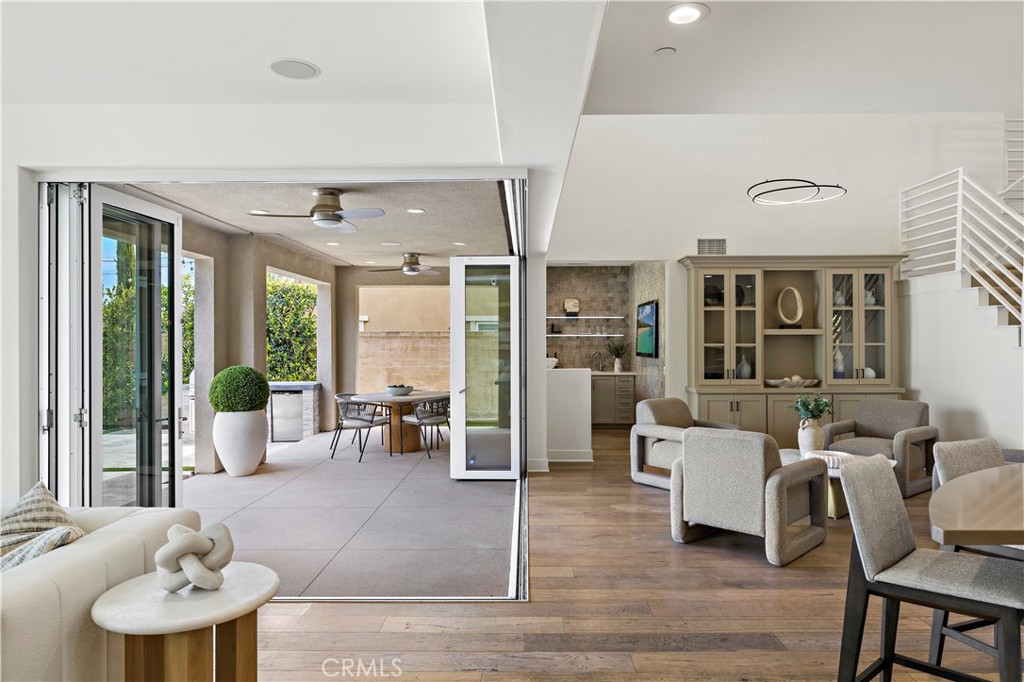 14 Anacapa Lane