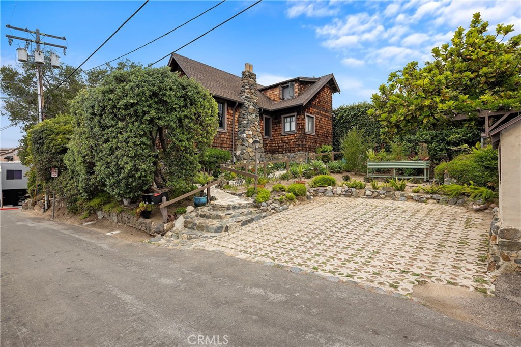 1560 Galen Drive