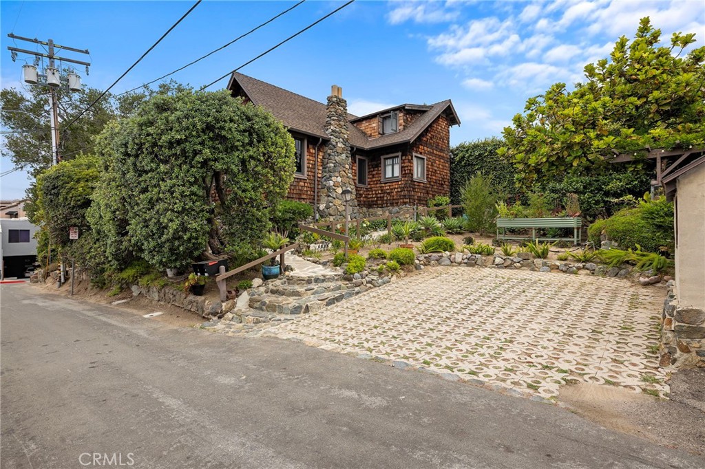 1560 Galen Drive