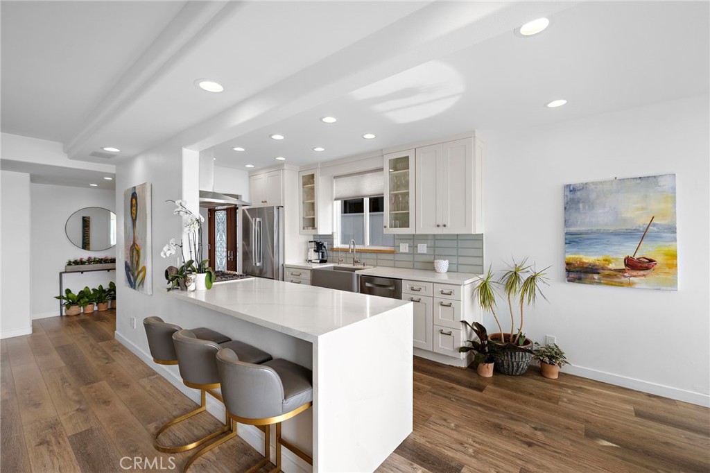 2609 Victoria Drive
