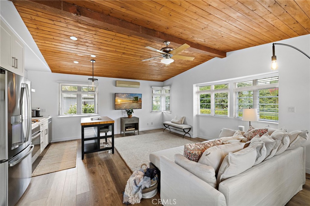 2609 Victoria Drive