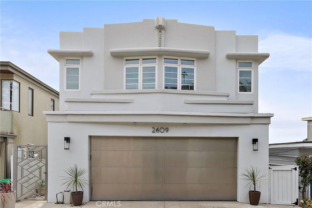 2609 Victoria Drive