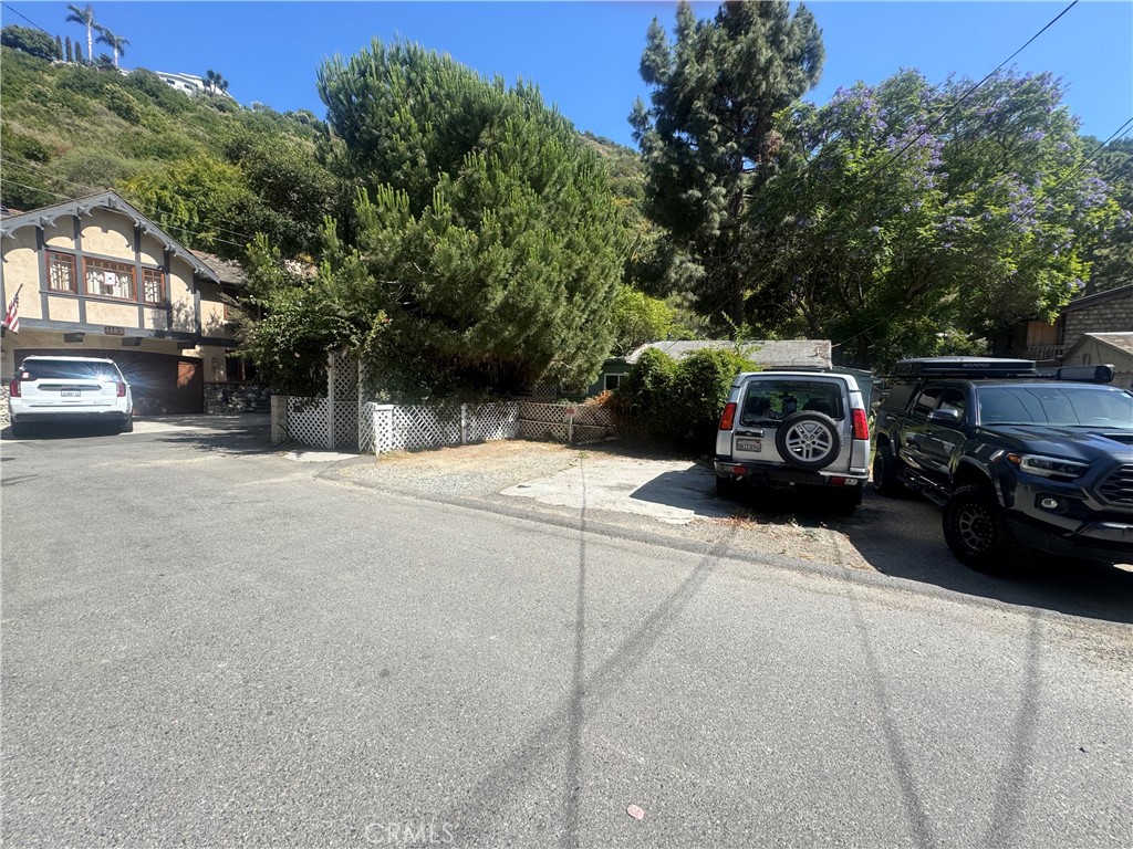 28345 Woodland