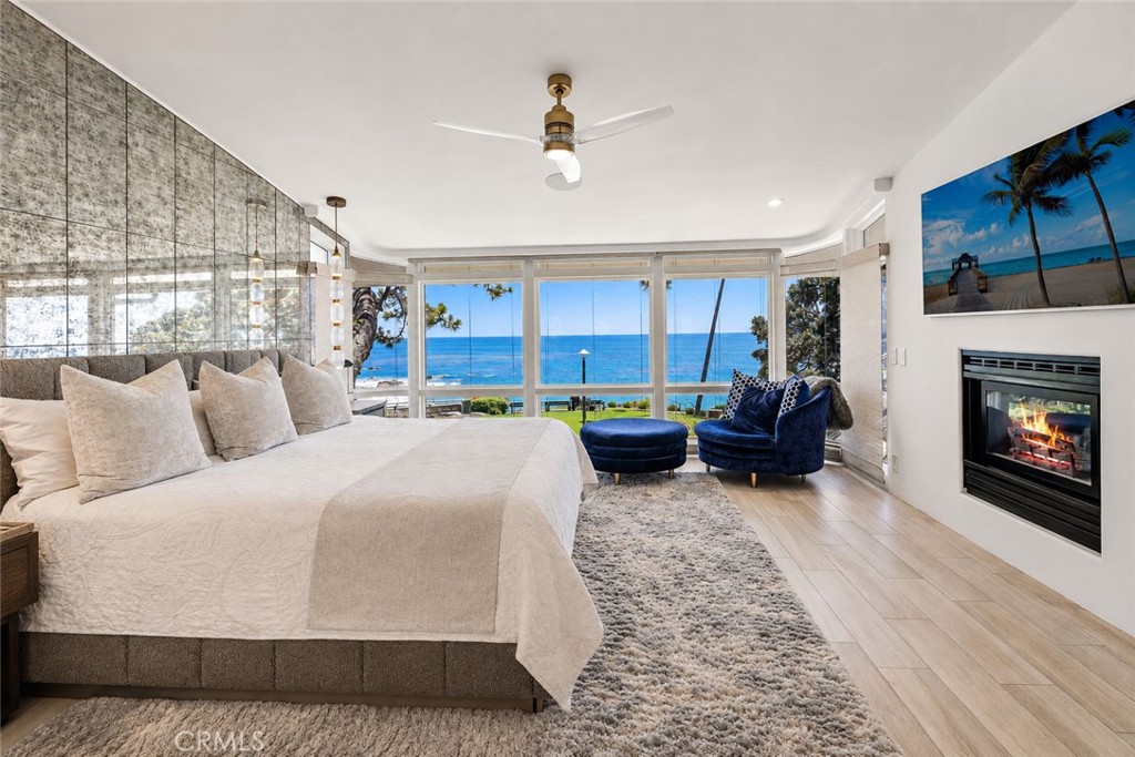 594 Cliff Drive