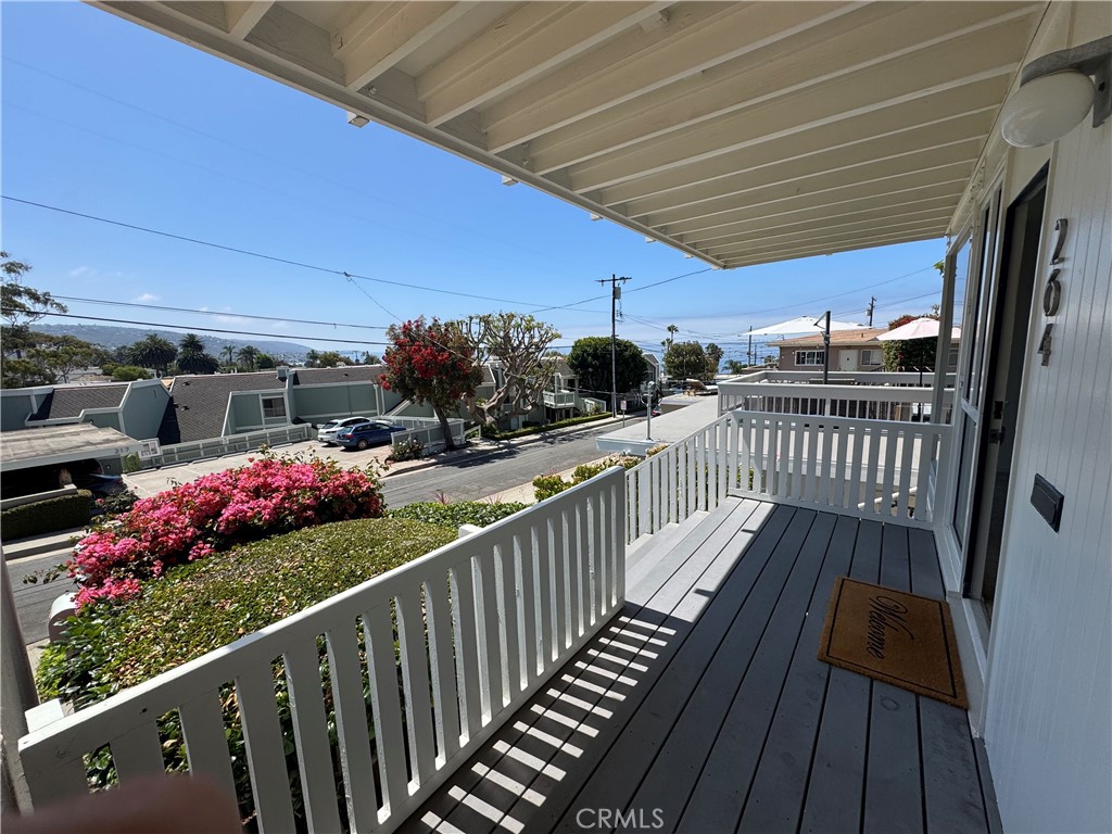 264 Dolphin Way
