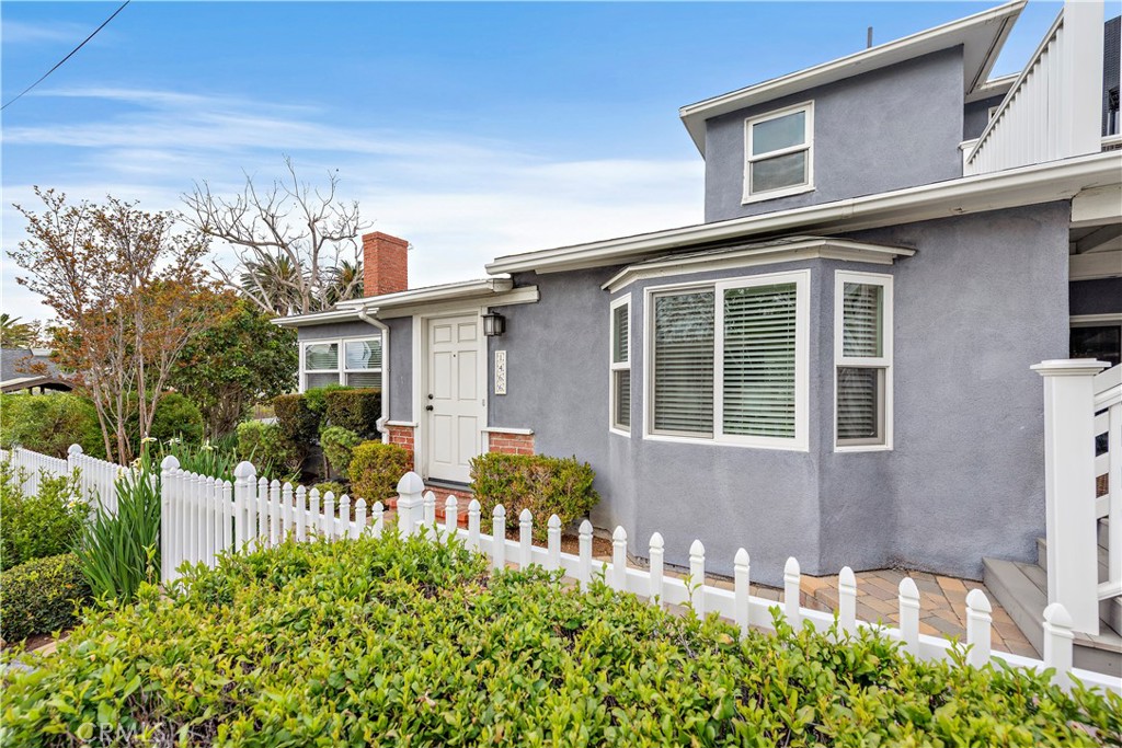 1466 Randall Way