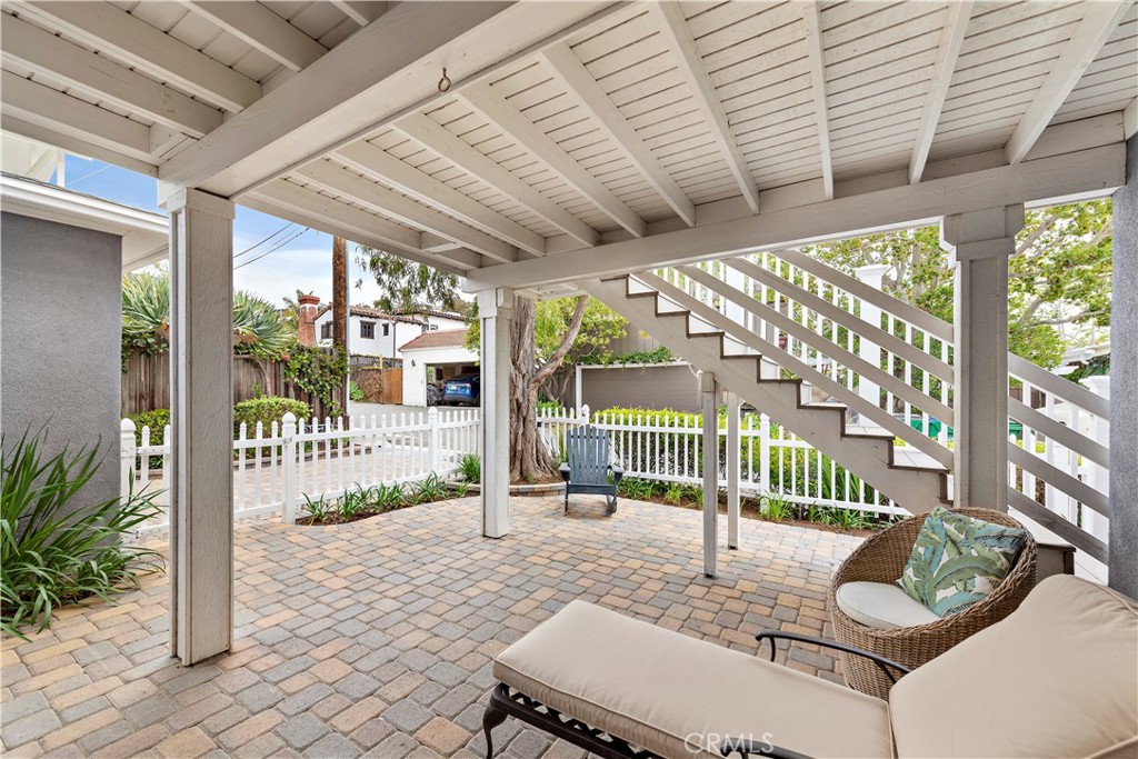 1466 Randall Way
