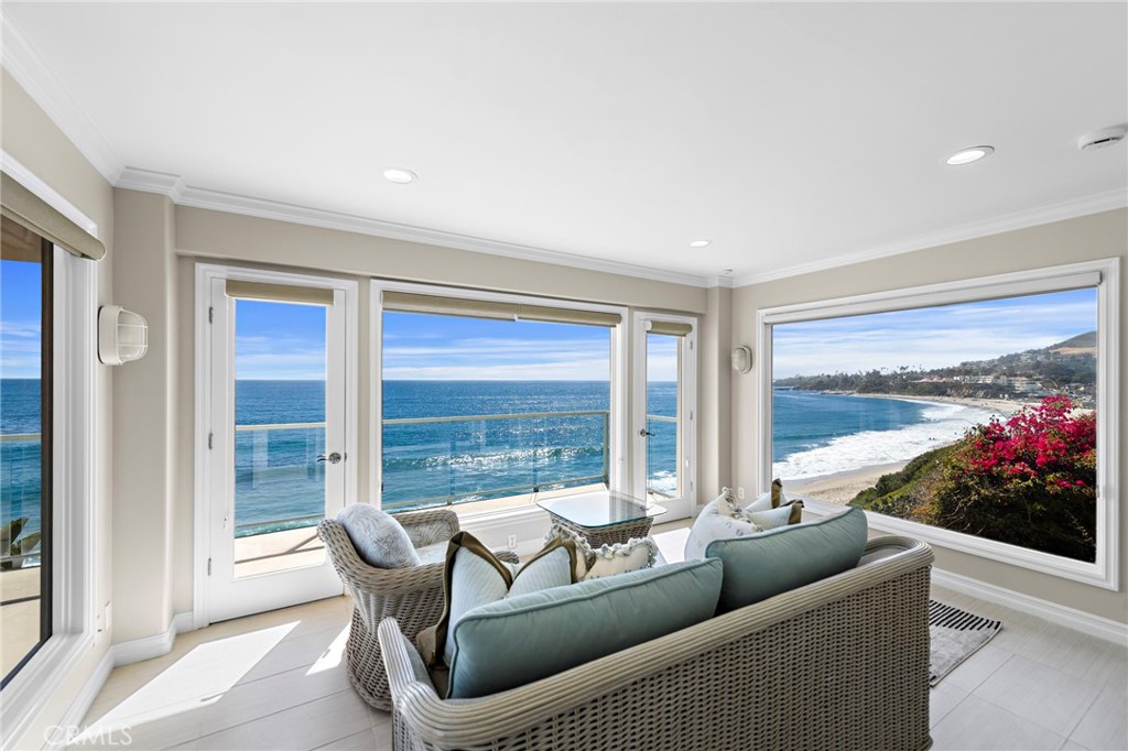 603 S Coast Highway B