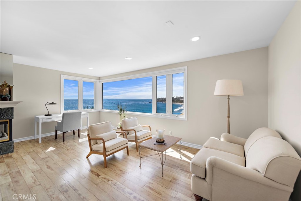 603 S Coast Hwy A
