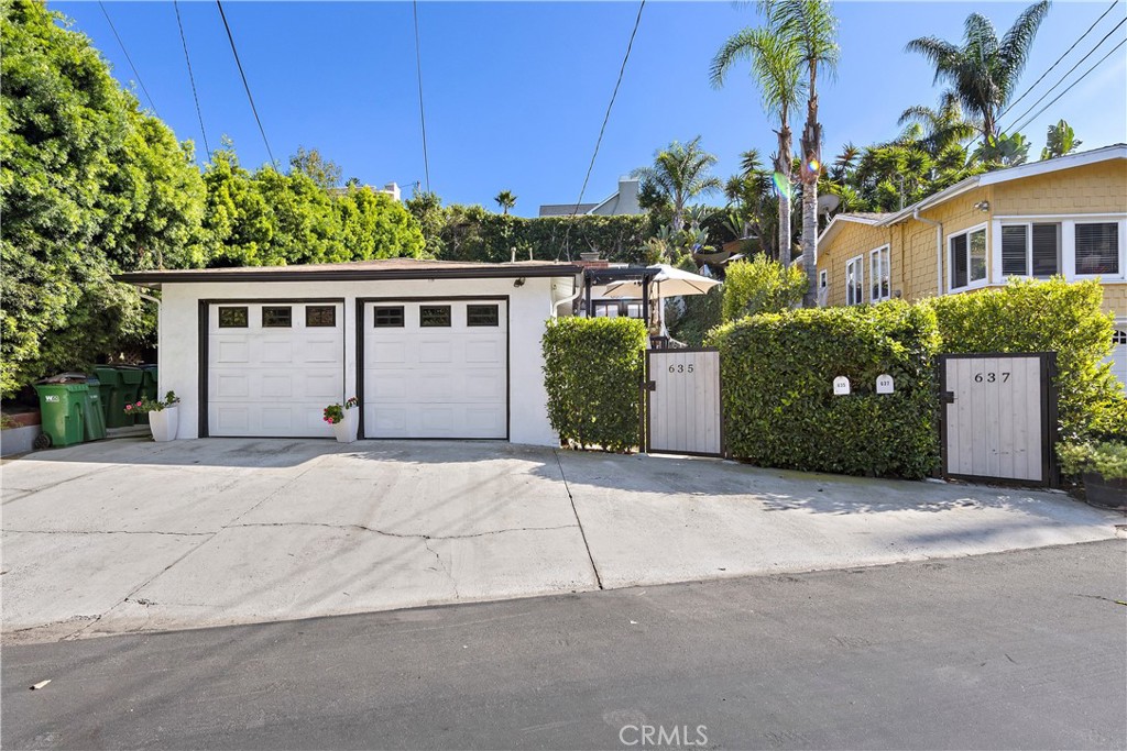 637 Saint Anns Drive