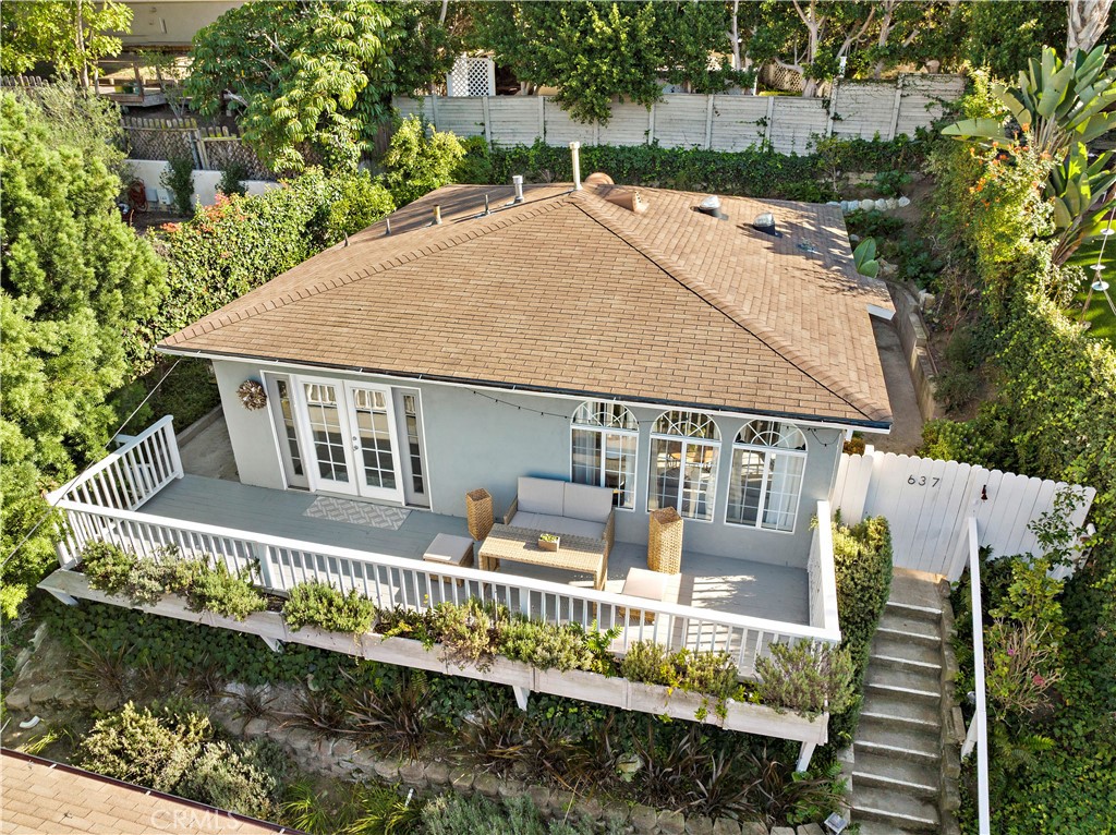 637 Saint Anns Drive
