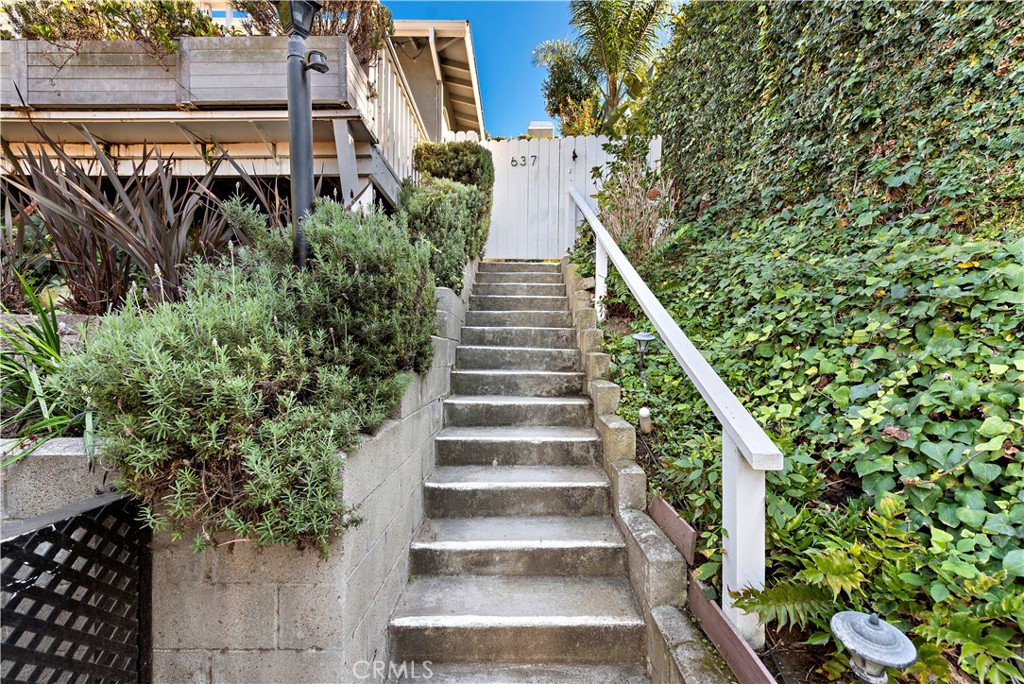 637 Saint Anns Drive