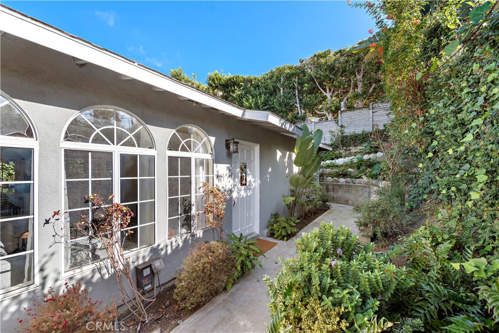 637 Saint Anns Drive
