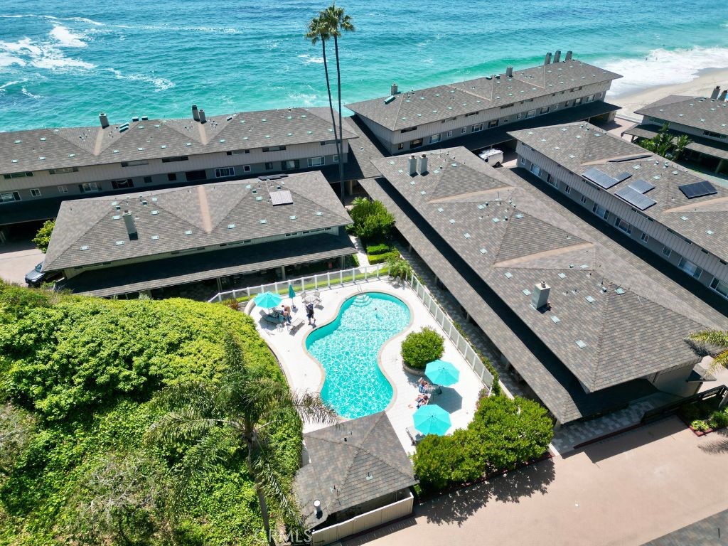 102 Blue Lagoon