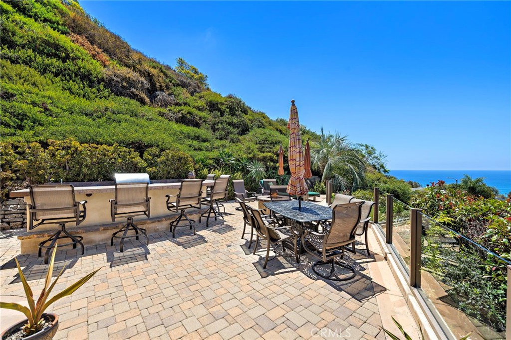 1106 Skyline Drive 1