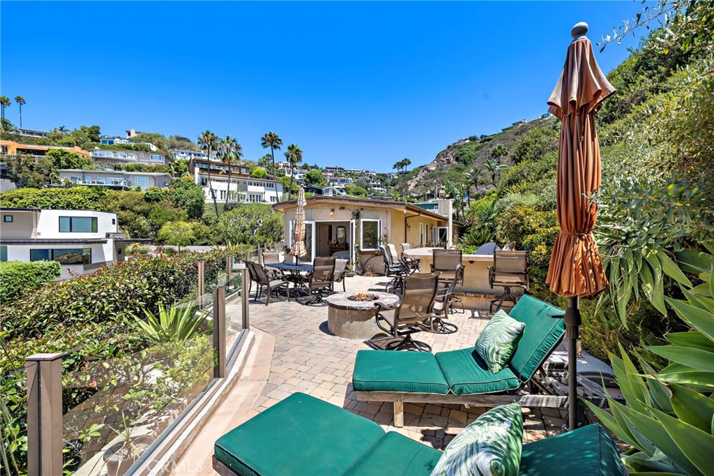 1106 Skyline Drive 1