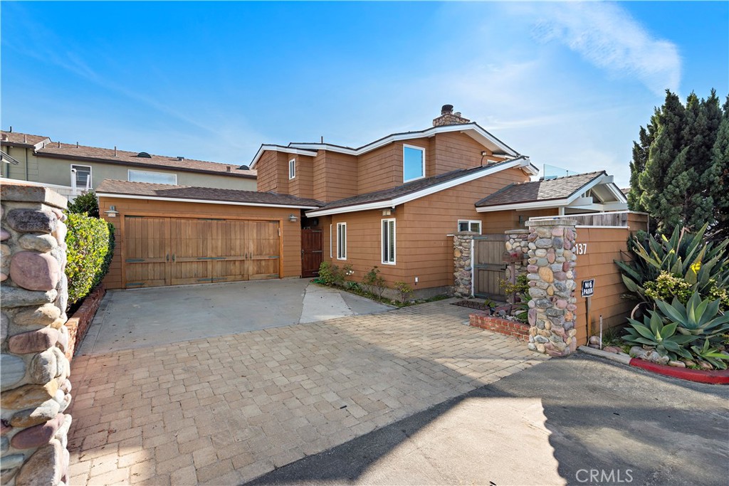137 Cleo Street