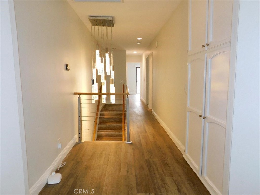 814 Cliff Drive