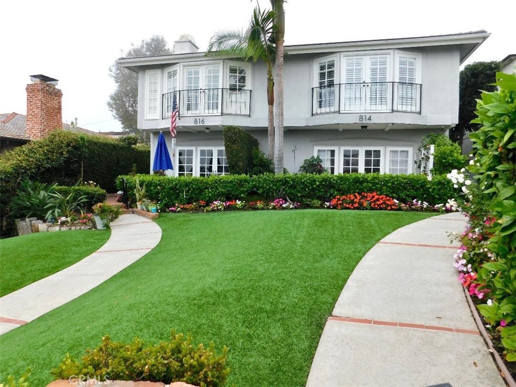 814 Cliff Drive