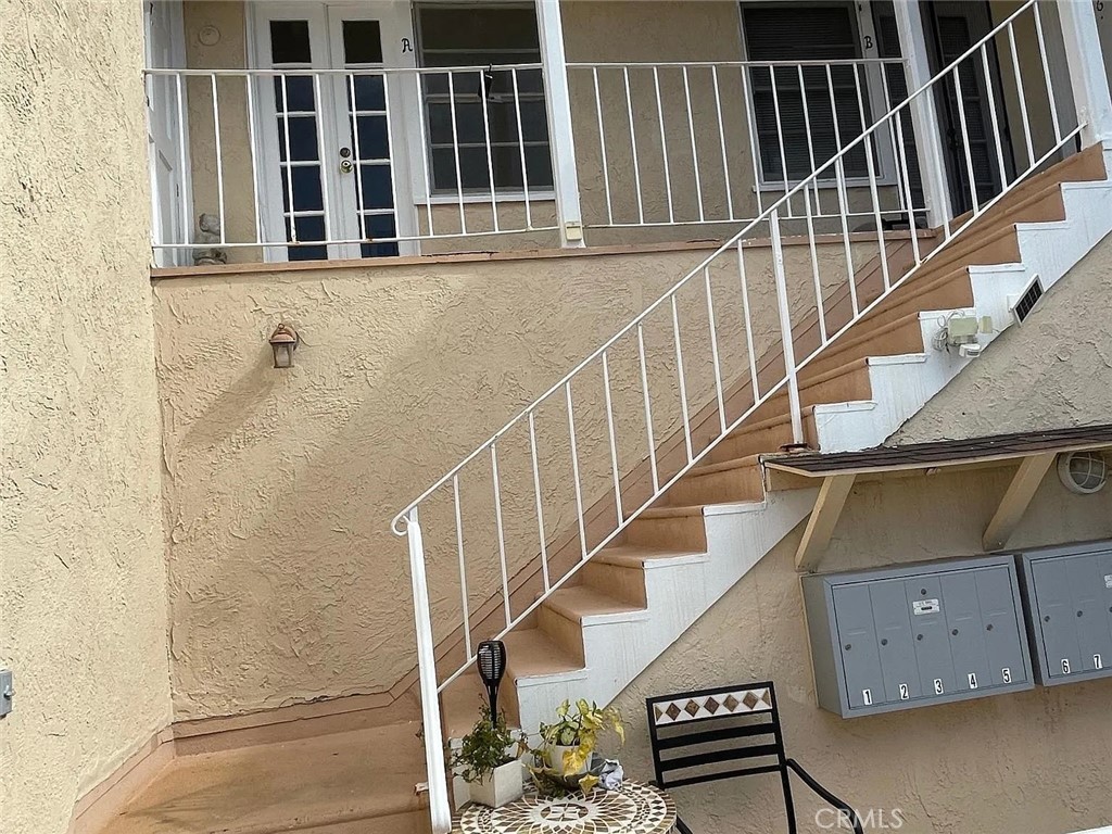 364 Cliff Drive 3