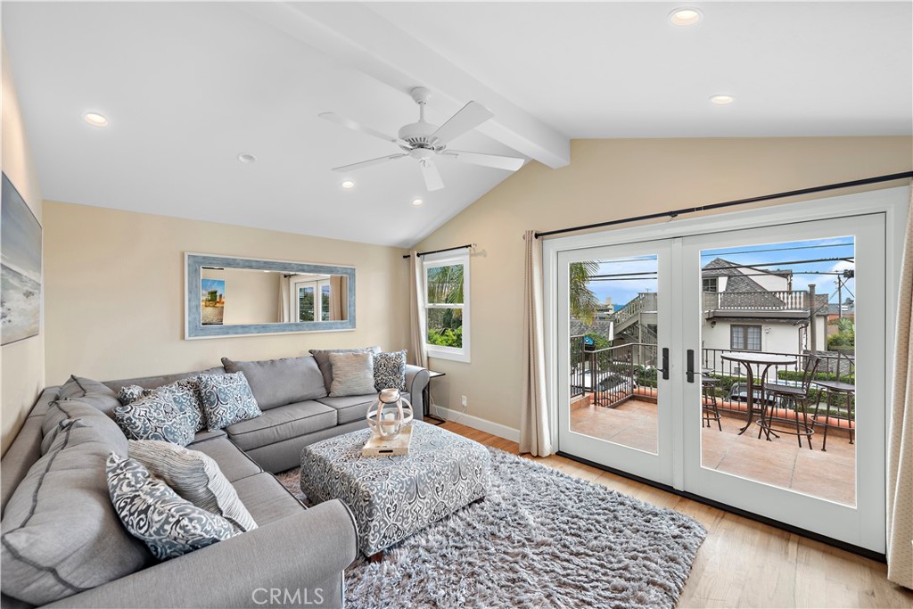 1155 Catalina