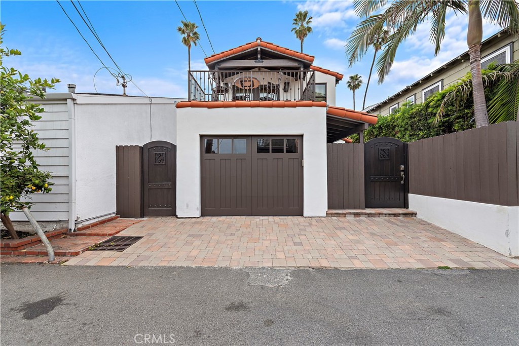 1155 Catalina
