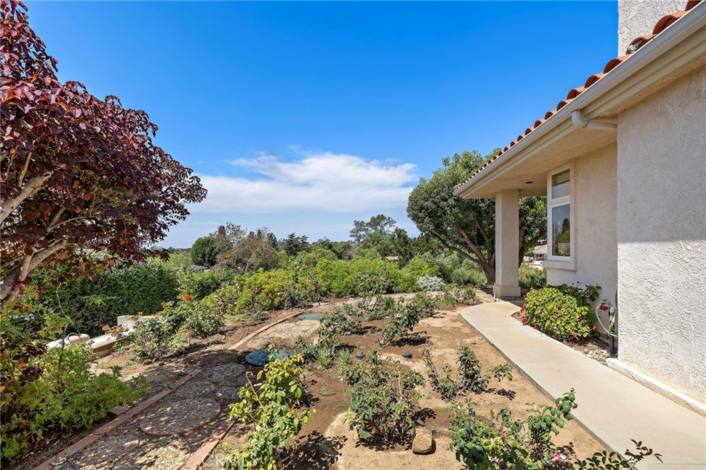 647 tumble creek Lane