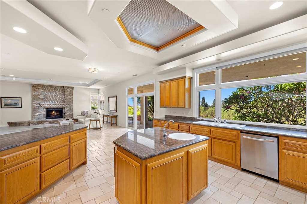 647 tumble creek Lane