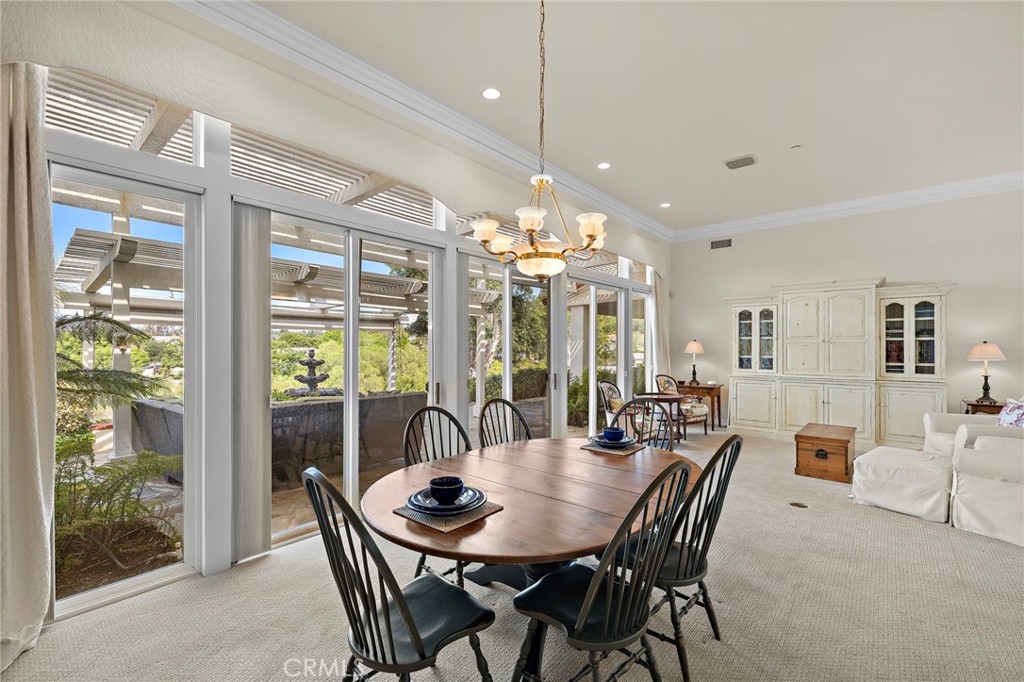 647 tumble creek Lane